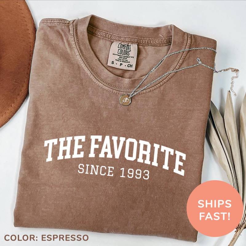 Comfort Colors® Das Lieblingshemd Mamas Lieblingskind-Hemd Personalisiertes Lieblingstochter-Hemd Benutzerdefinierte Töchter Geschenk von TheTinyThreadsCo