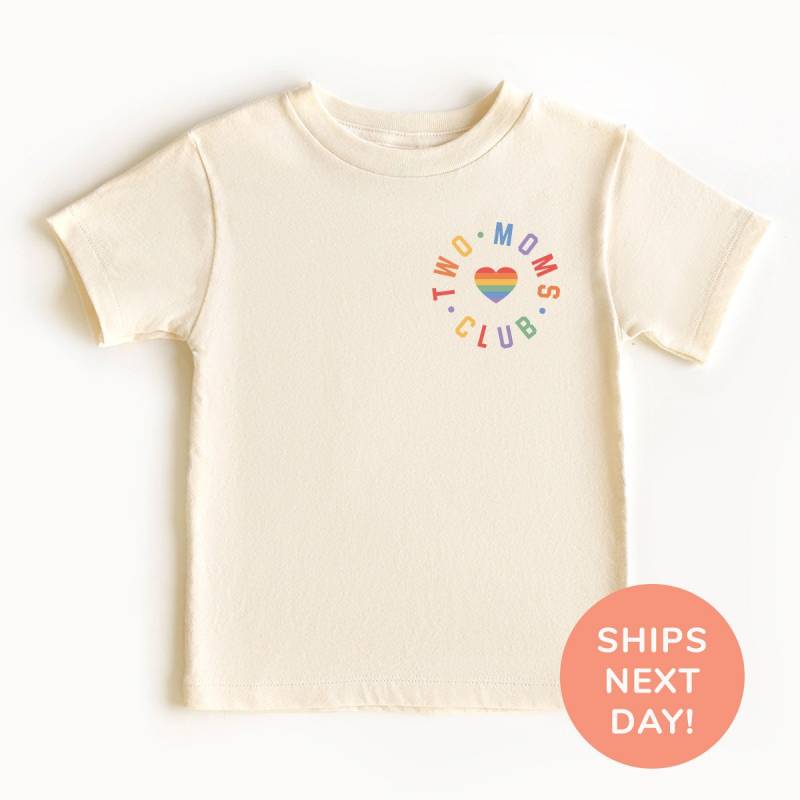 Zwei Moms Club Shirt Onesie® Pride Month Kleinkind - & Jugend-Shirt Kinder-Shirt Lgbtqia + Mom Geschenk Für Kinder von TheTinyThreadsCo
