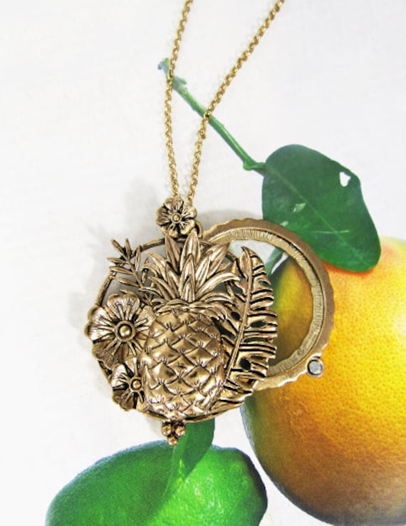 Ananas 6 Mal Lupe Schiebemagnet Anhänger Halskette, 30 Zoll Plus 3 von TheTizana