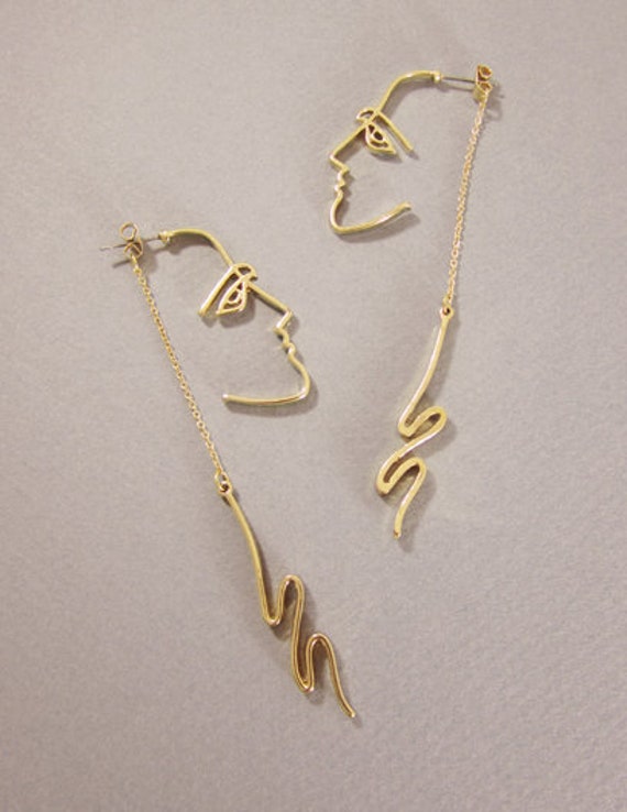 Picasso Abstraktes Langes Gesicht Design Tropfen Ohrhänger von TheTizana