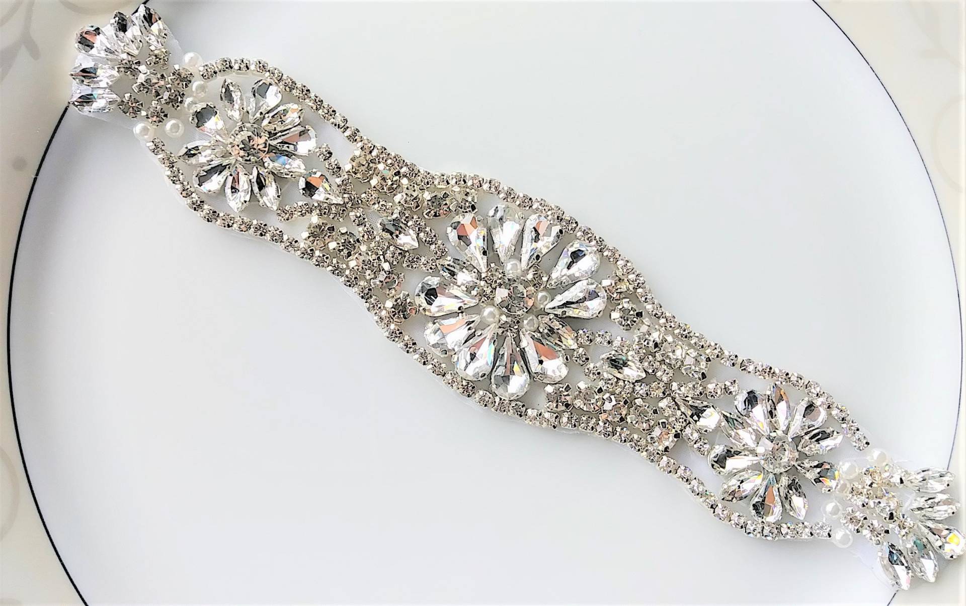 Silber Strass Applikation Brautkleid Verzierung, Diy Perlen-Aufnäher Silber Strass Applikation Brautkleid Verzierung, Diy Perlen-Aufnäher von TheTossedBouquet