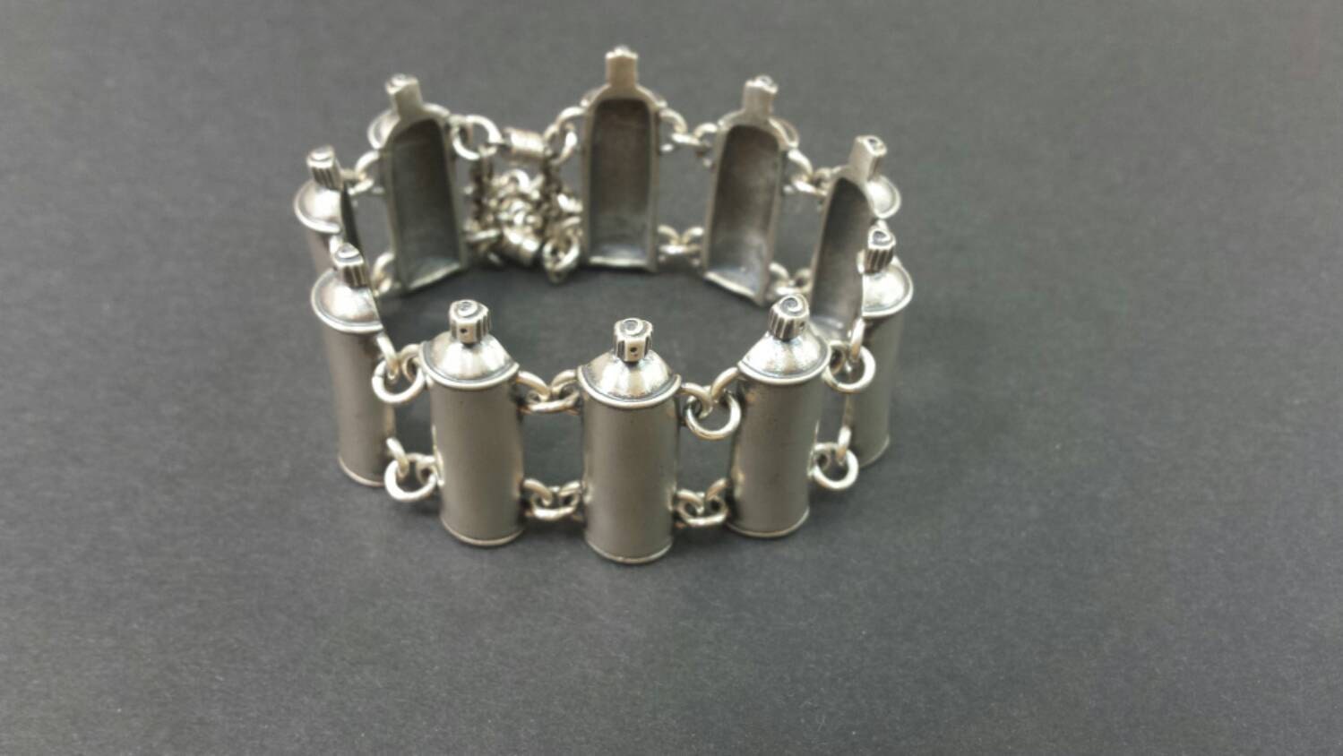 Sprühdose Armband Sprühdose Armband von TheUnsaneArtShop