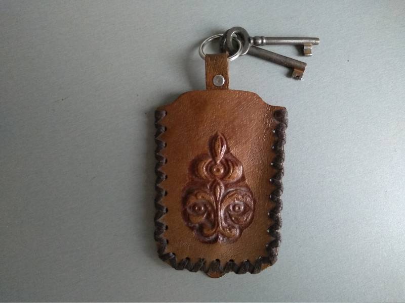 Echtleder Schlüsseletui - Vintage Leder Schlüsselanhänger -Leder Schlüsselhalter -Vintage Schlüsselmappe Echtleder Schlüsseletui - Vintage Leder Schlüsselanhänger -Leder Schlüsselhalter -Vintage Schlüsselmappe von TheVINTAGEShopBG