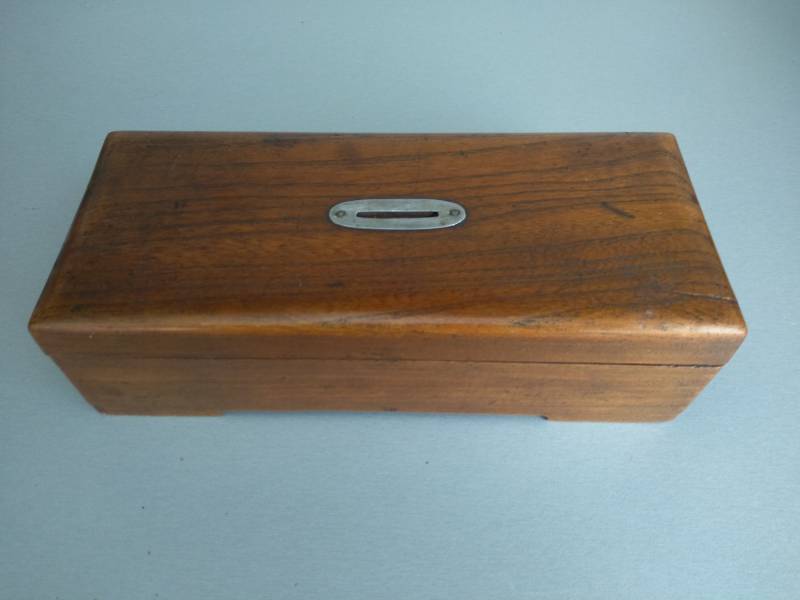 Kasse - Spardose Aus Blech Retrobox Portokasse Sicherheitsbox Holzbox Kasse - Spardose Aus Blech Retrobox Portokasse Sicherheitsbox Holzbox von TheVINTAGEShopBG