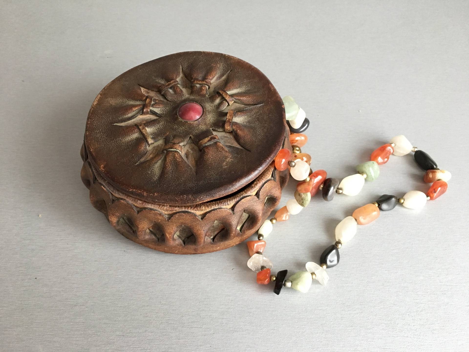 Vintage Echtleder Box - Leder Trinket Schmuck Echt Memory Vintage Echtleder Box - Leder Trinket Schmuck Echt Memory von TheVINTAGEShopBG