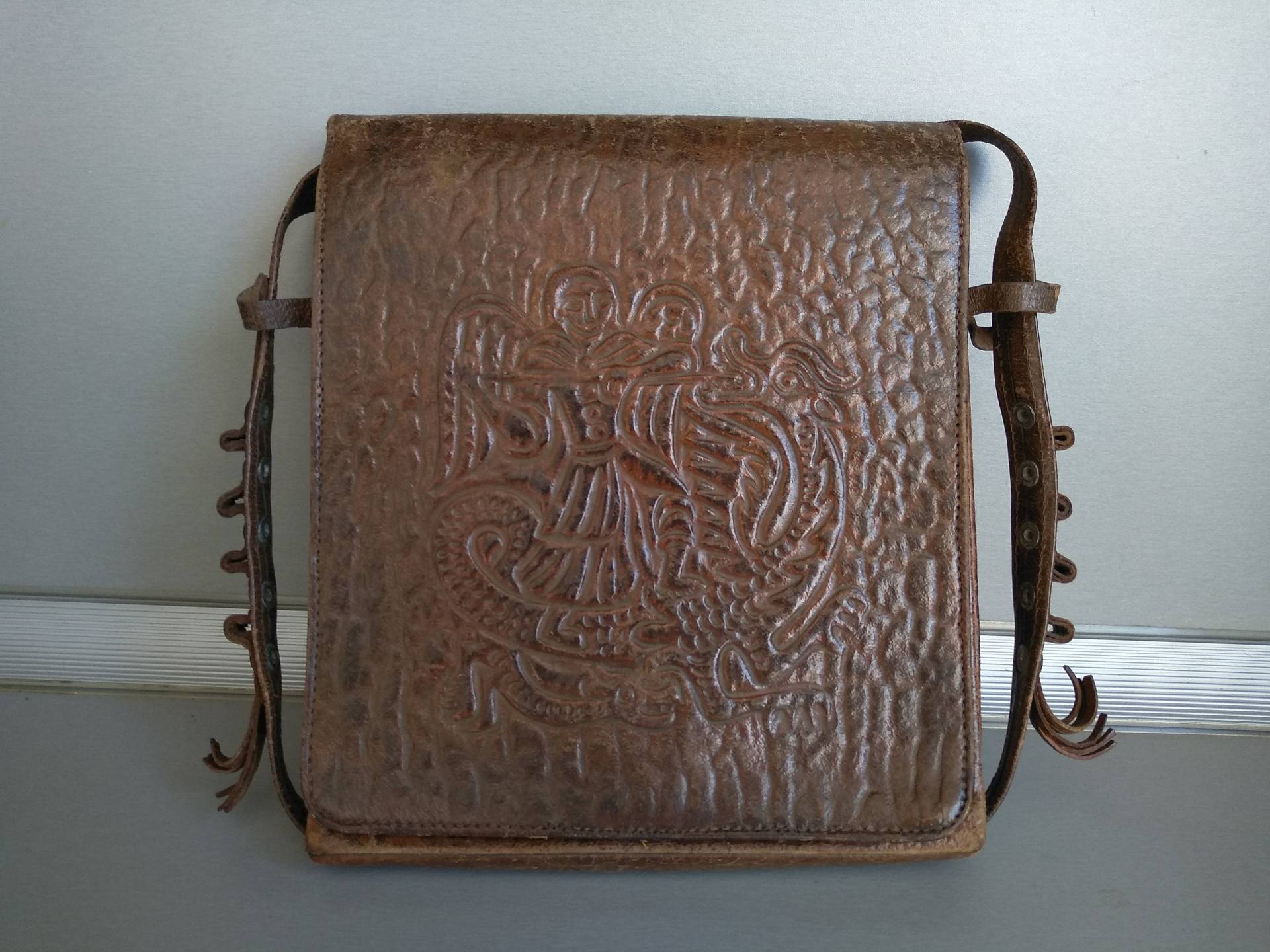 Vintage Echtleder Tasche - Retro Ledertasche Alte Aus 60' Braune Echt Leder Umhängetasche Vintage Echtleder Tasche - Retro Ledertasche Alte Aus 60' Braune Echt Leder Umhängetasche von TheVINTAGEShopBG