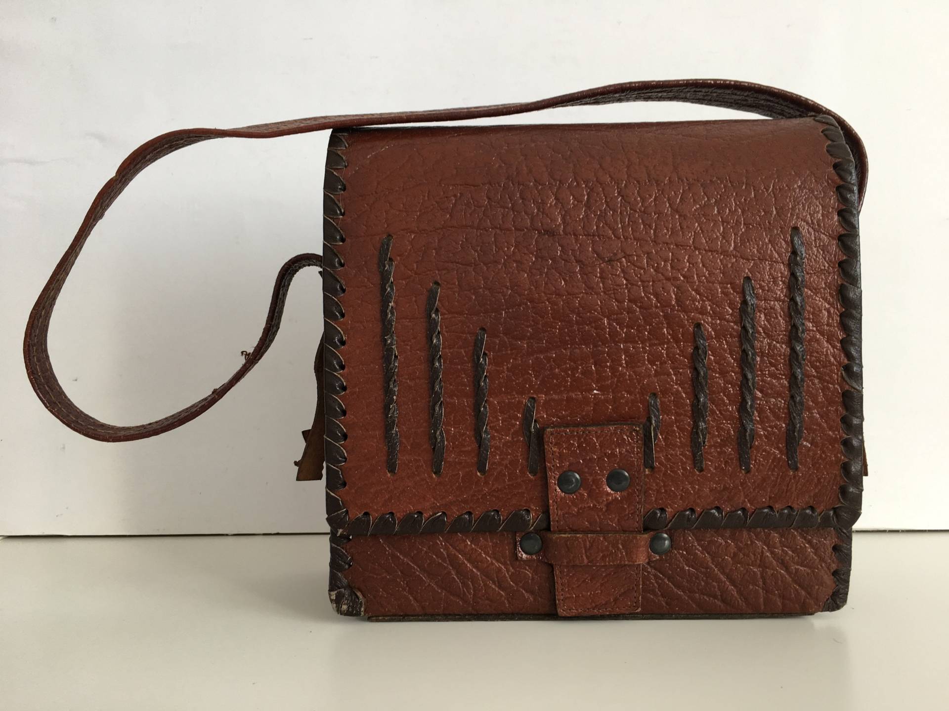 Vintage Echtleder Tasche - Retro Ledertasche Alte Aus 70' Braune Echt Leder Umhängetasche Vintage Echtleder Tasche - Retro Ledertasche Alte Aus 70' Braune Echt Leder Umhängetasche von TheVINTAGEShopBG