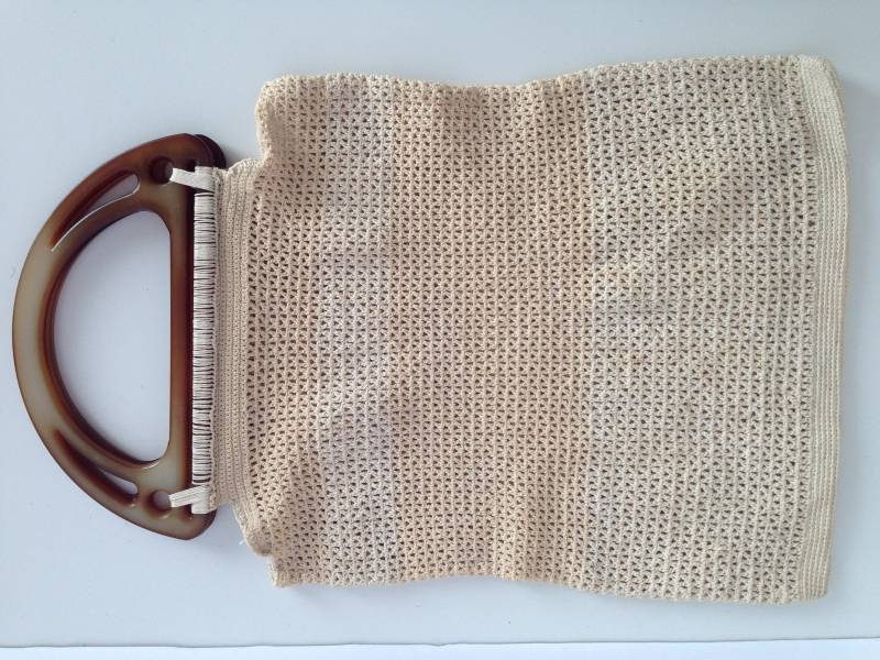 Vintage Häkeltasche - Handgewebte Tasche Einkaufstasche Mit Plastikgriffen Handgemachte Stricktasche von TheVINTAGEShopBG