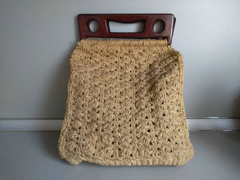 Vintage Häkeltasche - Handgewebte Tasche Mit Kunststoffgriffen Einkaufstasche Handgemachte Vintage Häkeltasche - Handgewebte Tasche Mit Kunststoffgriffen Einkaufstasche Handgemachte von TheVINTAGEShopBG