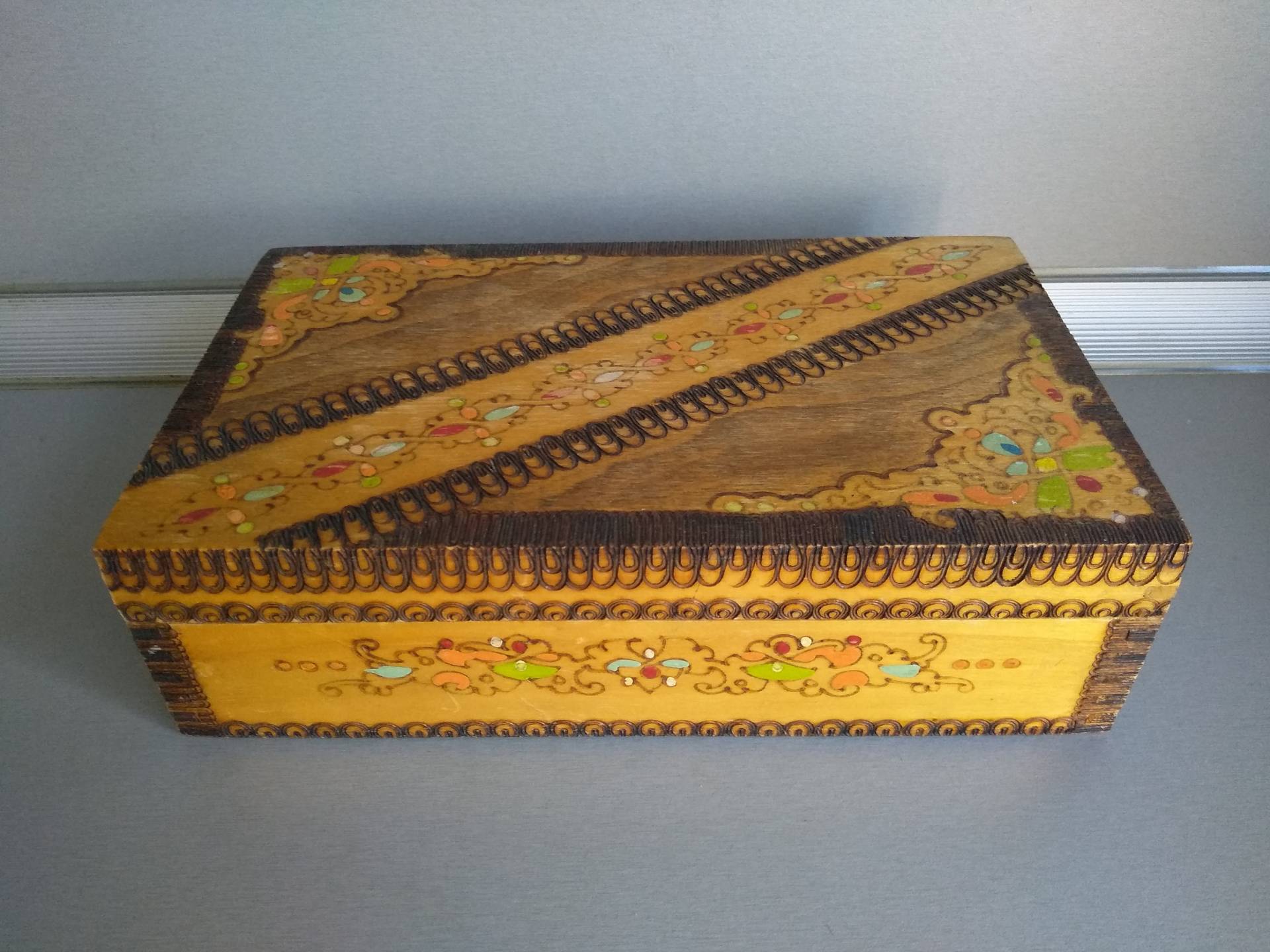Vintage Pyrographie Box - Holz Schmuck Memory Retro Home Deko Vintage Pyrographie Box - Holz Schmuck Memory Retro Home Deko von TheVINTAGEShopBG