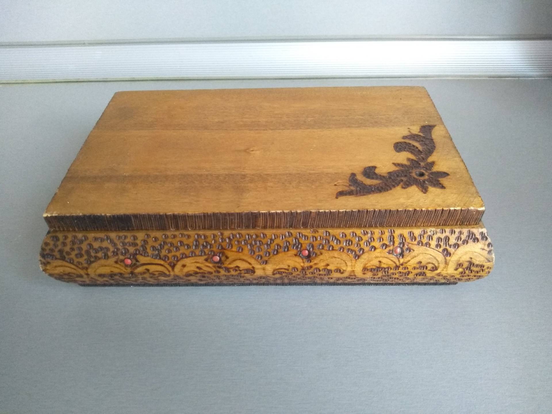 Vintage Pyrographie Box - Holz Schmuck Memory Retro Home Deko Vintage Pyrographie Box - Holz Schmuck Memory Retro Home Deko von TheVINTAGEShopBG