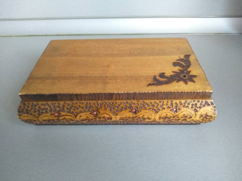 Vintage Pyrographie Box - Holz Schmuck Memory Retro Home Deko Vintage Pyrographie Box - Holz Schmuck Memory Retro Home Deko von TheVINTAGEShopBG