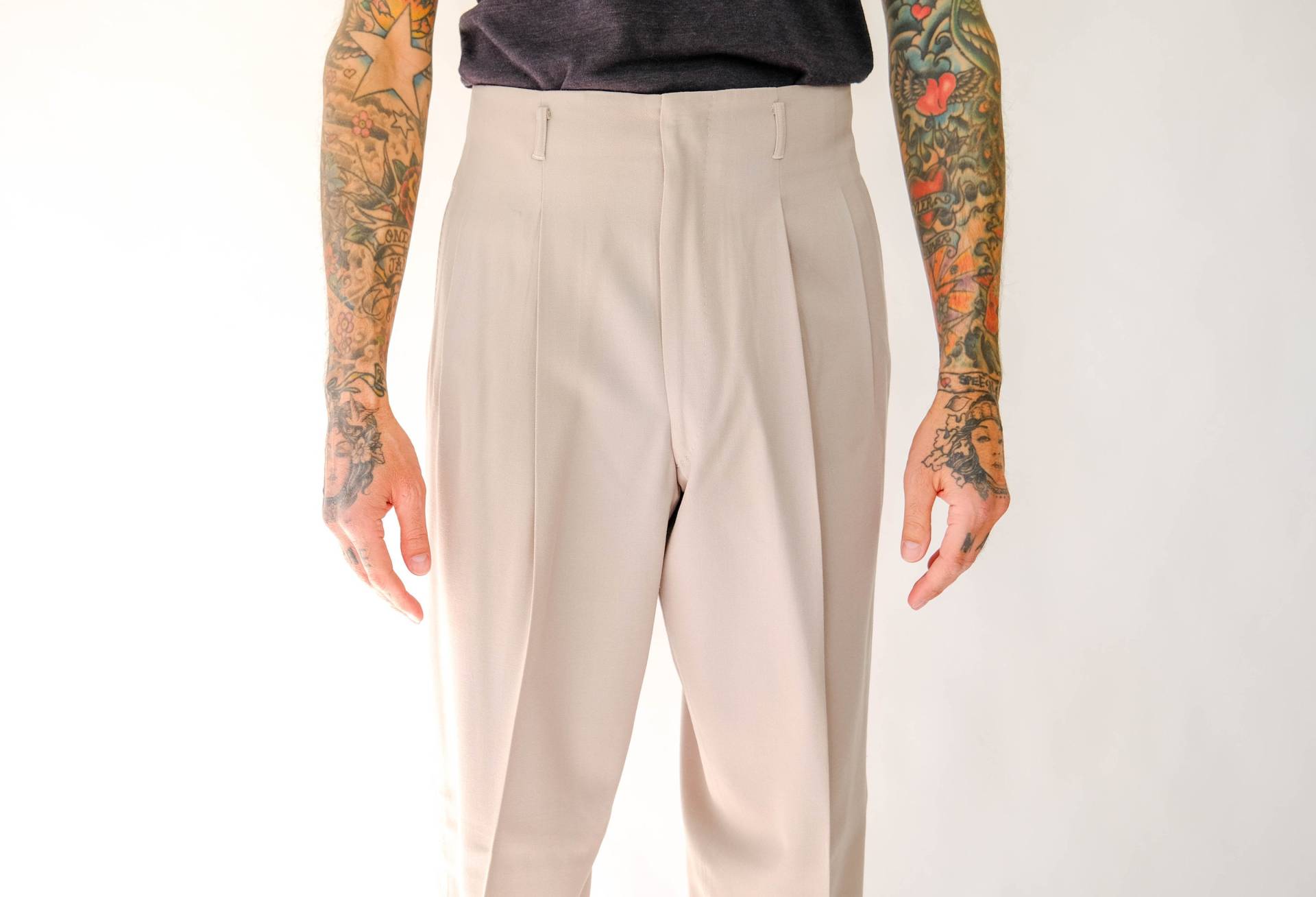 Vintage 40Er Taupe Wolle Gabardine High Waisted Plisslacks | Ungetragener Deadstock Nwt 100% Jahre Hollywood Gentleman Slacks von TheVault1969