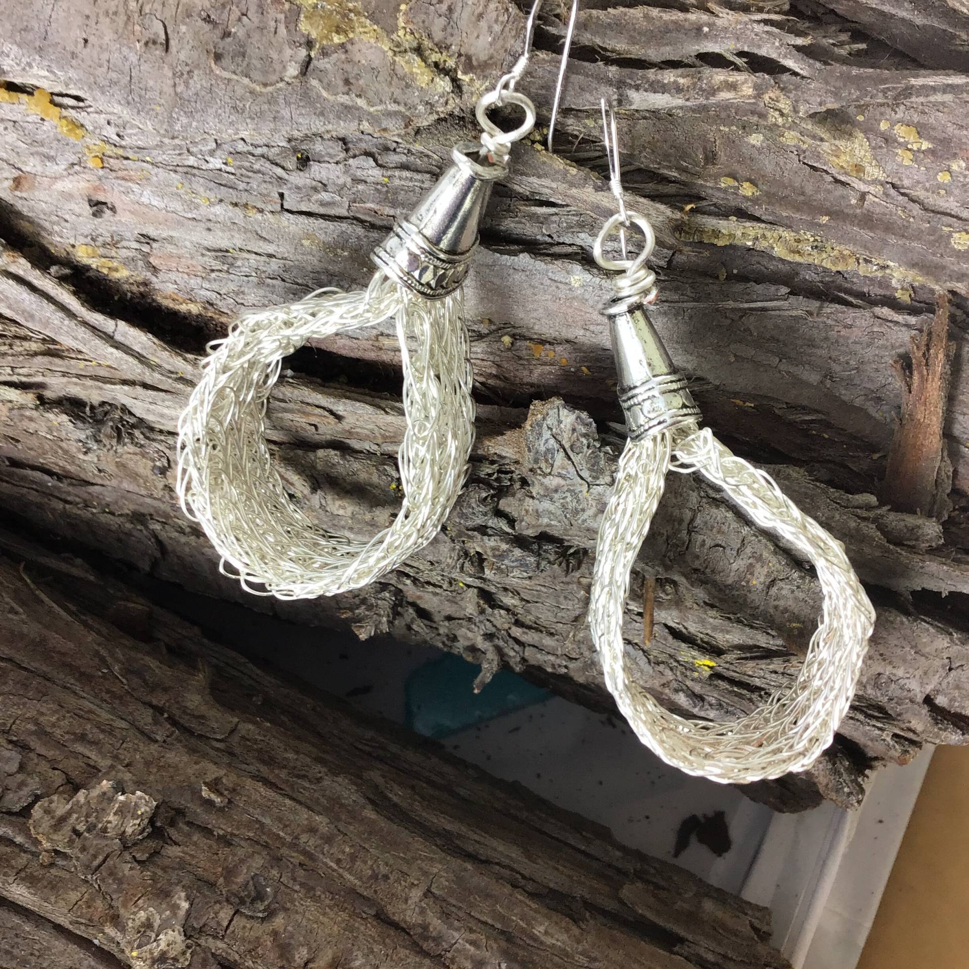 Große Silber-Viking-Kit-Ohrring Mit Dreifach Stricktechnik Große Silber-Viking-Kit-Ohrring Mit Dreifach Stricktechnik von TheVikingsWife