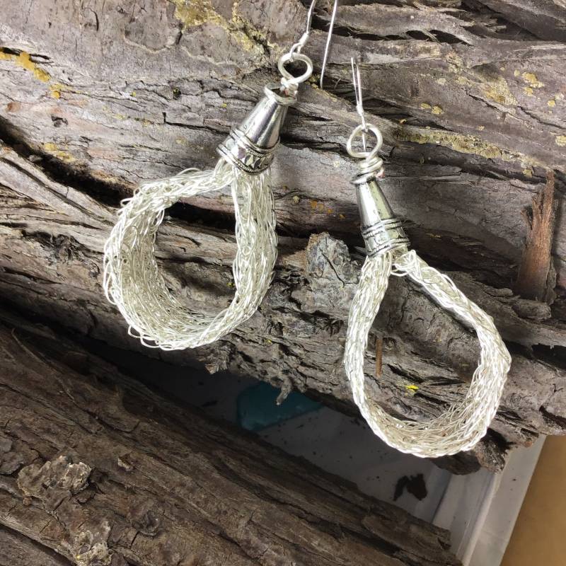 Große Silber-Viking-Kit-Ohrring Mit Dreifach Stricktechnik Große Silber-Viking-Kit-Ohrring Mit Dreifach Stricktechnik von TheVikingsWife