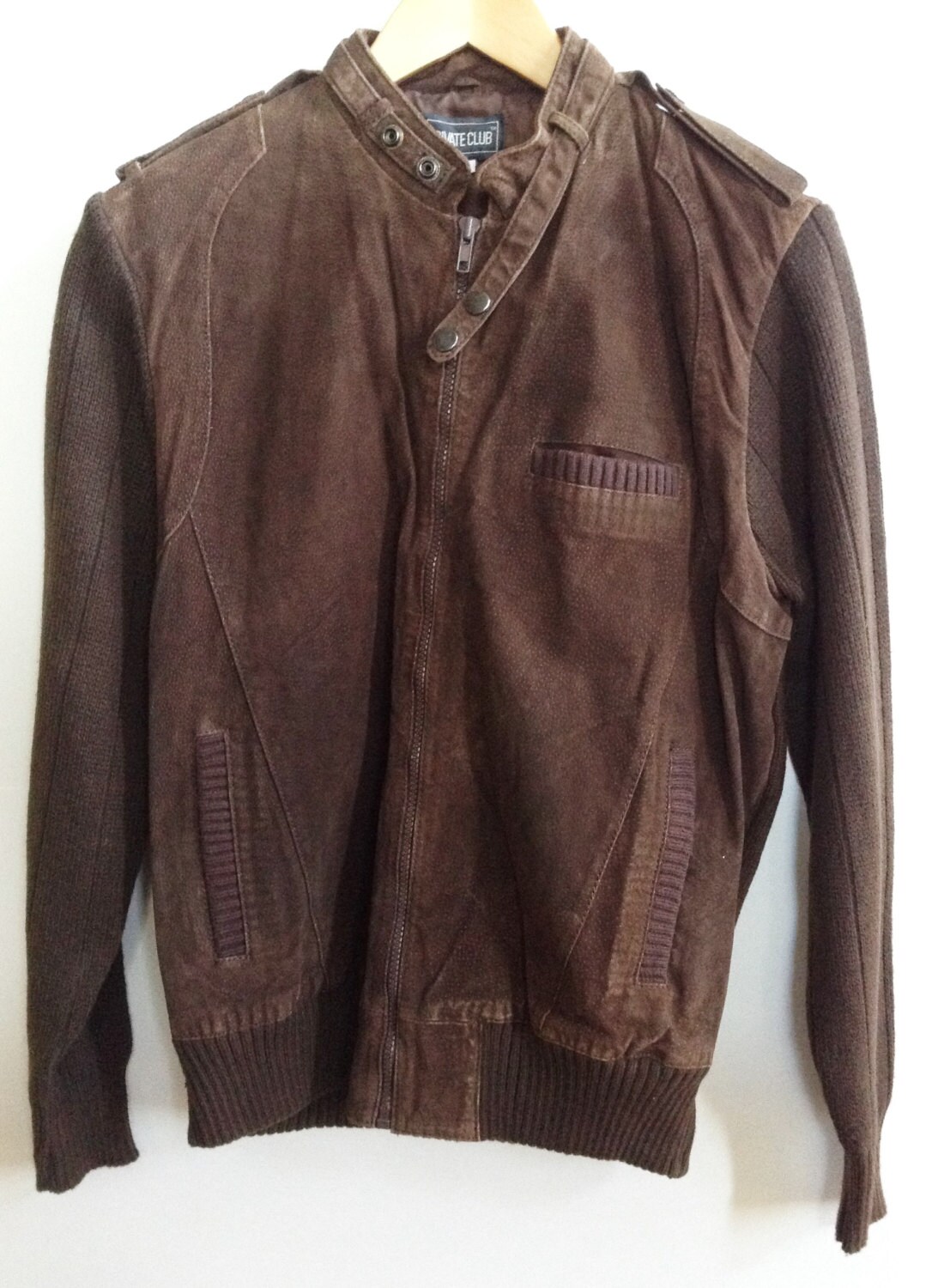 Jahrgang Der 1990Er Jahre "Private Club" Jacke/Braun Leder Und Strick Grösse M Jahrgang Der 1990Er Jahre "Private Club" Jacke/Braun Leder Und Strick Grösse M von TheVintageAlchemy