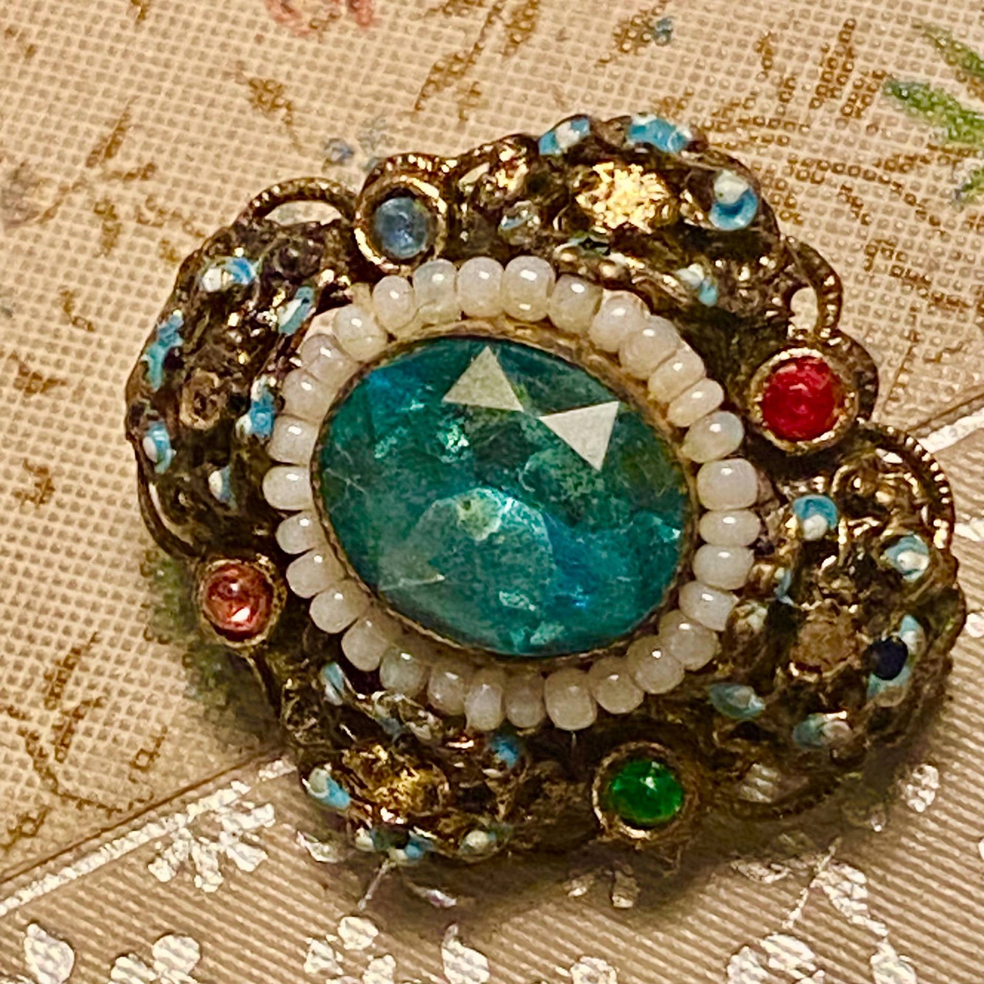 Antike Czecho Brosche Czechoslovakia Kostüm Anstecknadel Aquamarin Glascabochon Miniperle Perlen Emaille Multicolor Gewölbt Vintage Antike Czecho Brosche Czechoslovakia Kostüm Anstecknadel Aquamarin Glascabochon Miniperle Perlen Emaille Multicolor Gewölbt Vintage von TheVintageCurve