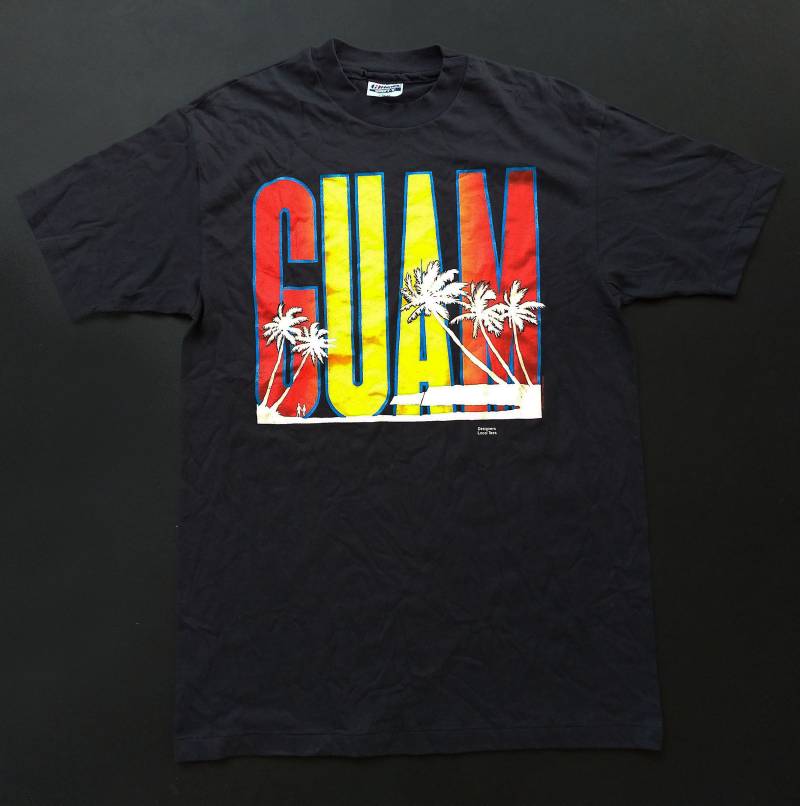Jahrgang Guam Usa Großen Spellout Einzelne Stiche Tshirt Kurzarm von TheVintageGarment