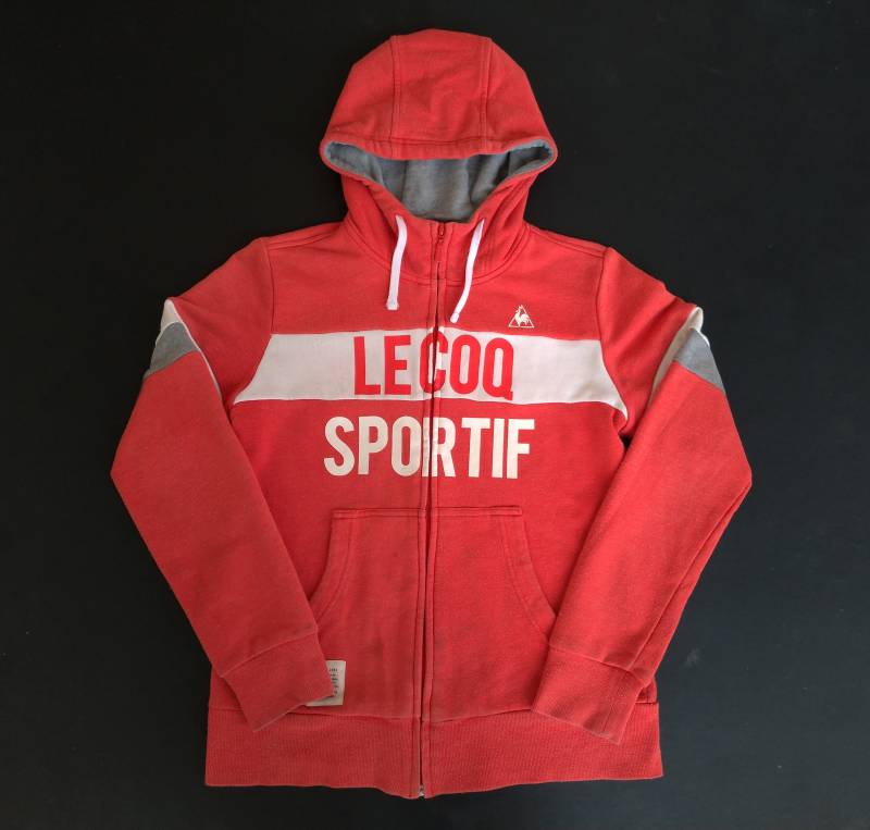 Le Coq Sportif Damen Kapuzenpullover Streifen Big Spell Out Größe S von TheVintageGarment