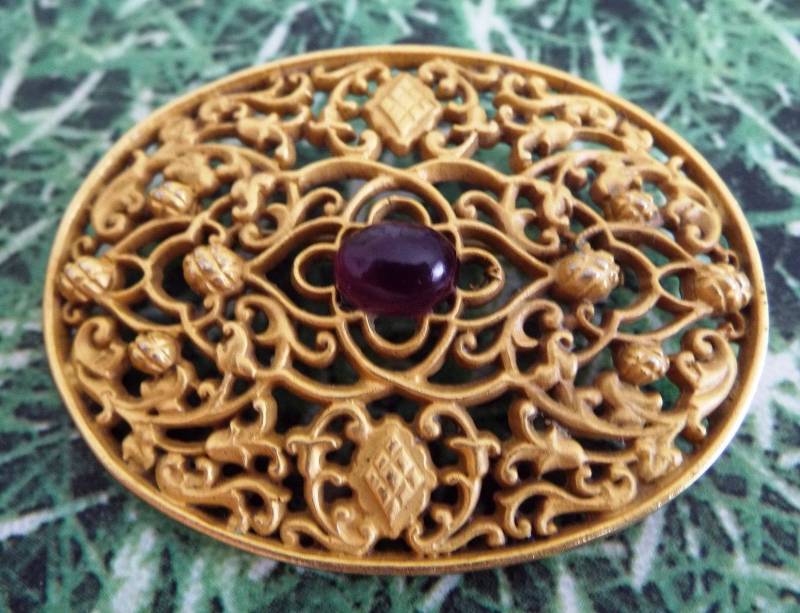 Vintage Brosche Für Frauen Oval Ananas Schmuck Geburtstag Geschenk Sie Frau von TheVintageGemShop