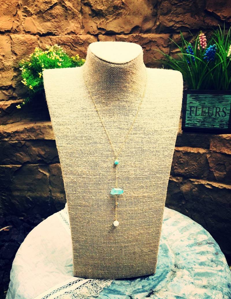 Hoffnung-Kette Mit Jade Und Blauen Blauquarz von TheVintageMermaidUS