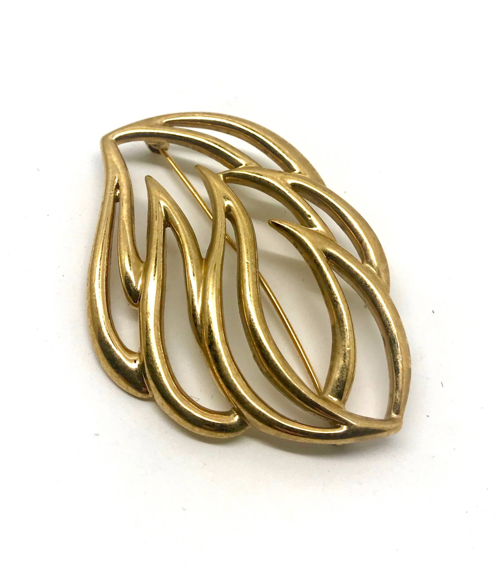 Große Vintage Jugendstil Gold Ton Openwork Abstrakte Brosche Große Vintage Jugendstil Gold Ton Openwork Abstrakte Brosche von TheVintagePinShop