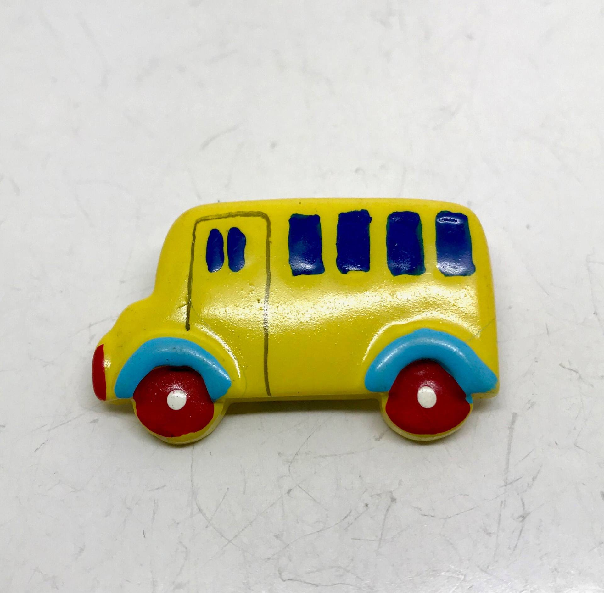 Vintage Gelb Bus Pin - Aufkleber, Die in China Hergestellt Vintage Gelb Bus Pin - Aufkleber, Die in China Hergestellt von TheVintagePinShop