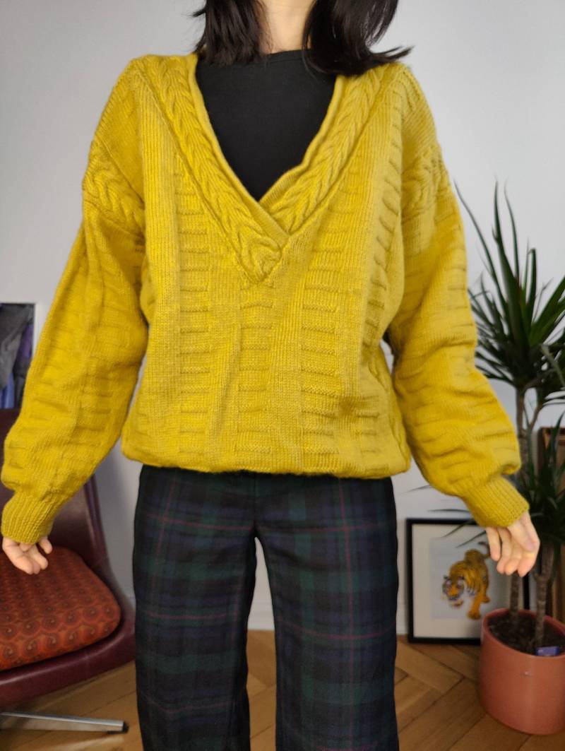 Vintage Wollmischung Pullover Zopfmuster Senfgelb Uni Herbst Winter Strickpullover V-Ausschnitt M von TheVintageTakeaway