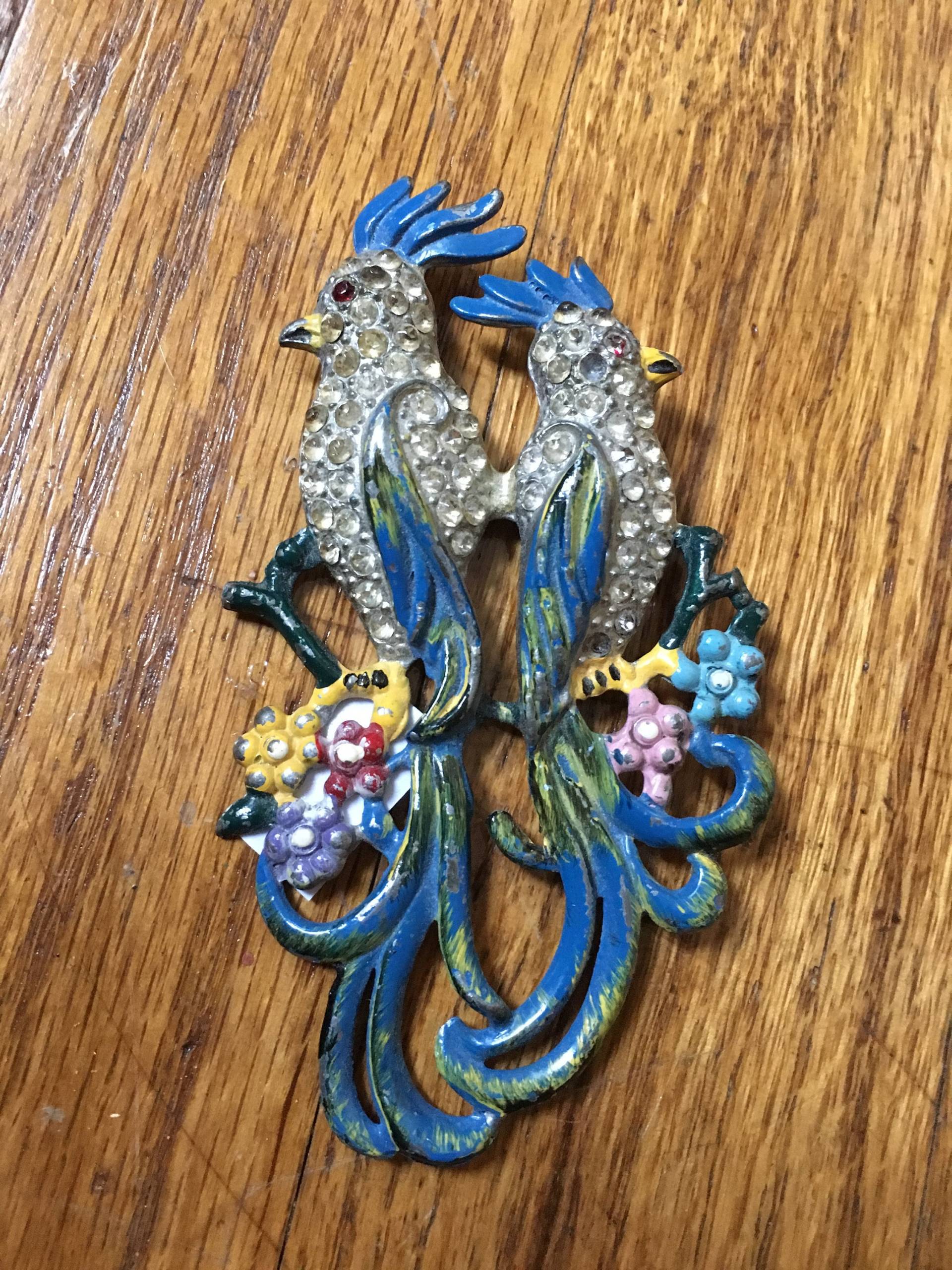 Vintage Bemalte Vogelbrosche von TheVintageVenusShop