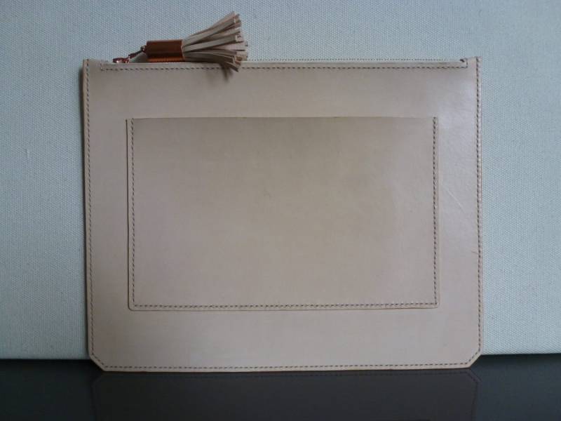 Große Leder Zip Umschlag Mit Kupfer Reißverschluss Und Tassle von TheWares