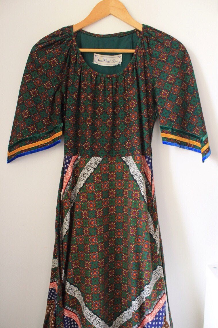 Vintage Kleid - 70Er Jahre Maxikleid Florales Prairie Hippie Boho Festivalkleid Cou Vintage Kleid - 70Er Jahre Maxikleid Florales Prairie Hippie Boho Festivalkleid Cou von TheWayofAllMemoirs