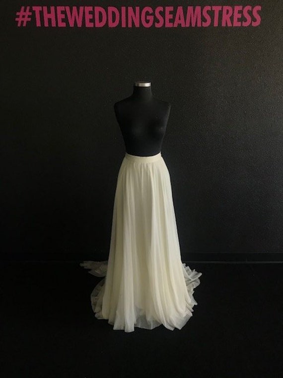 Hohe Taille Gedruckt Rock Hochzeit Hohe Taille Gedruckt Rock Hochzeit von TheWeddingSeamstress