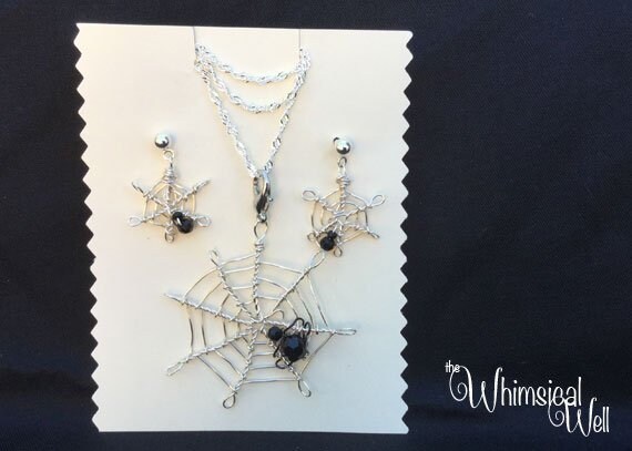 Spinne-Web-Halskette Und Ohrringe von TheWhimsicalWell