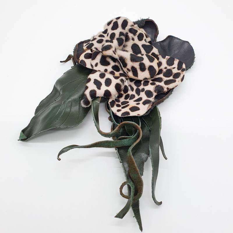 Leder Blume Braun Brosche Boho Leopard Print Style Handmade Leder Blume Braun Brosche Boho Leopard Print Style Handmade von TheWhiteEcho