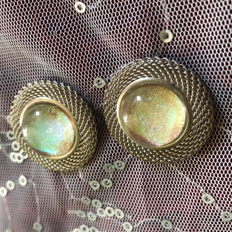 Mid-Century Drachen Atem Und Silberfarbene Ohrringe - Irisierende Mod von TheWickedGarden