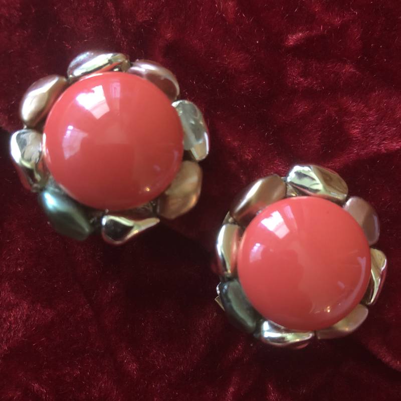 Vintage Ende 1940 Tangerine Dream Clip-On Ohrringe Mit Gold Und Silber Akzent Perlen - Clip Zurück Modeschmuck von TheWickedGarden