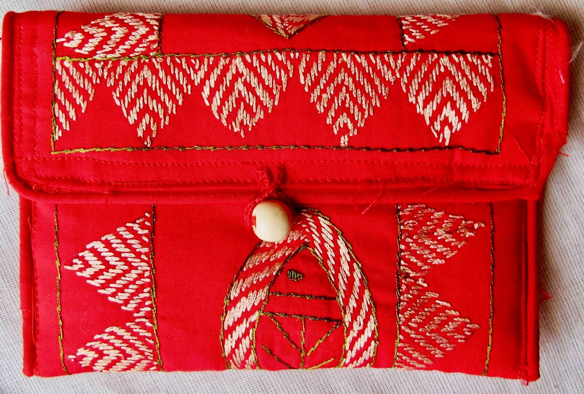 Handgenähte Gesteppte Geldbörse Nakshi Kantha Art Handgenähte Gesteppte Geldbörse Nakshi Kantha Art von TheWidowsFriend