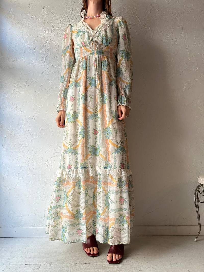 70Er Jahre Pastell Blümchen Bauern Maxi Kleid/Small von TheWildHoneyShop
