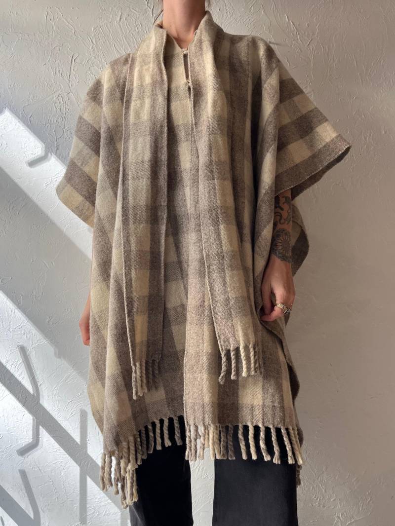 Vintage Stricken Kariertes Cape/Einheitsgröße von TheWildHoneyShop