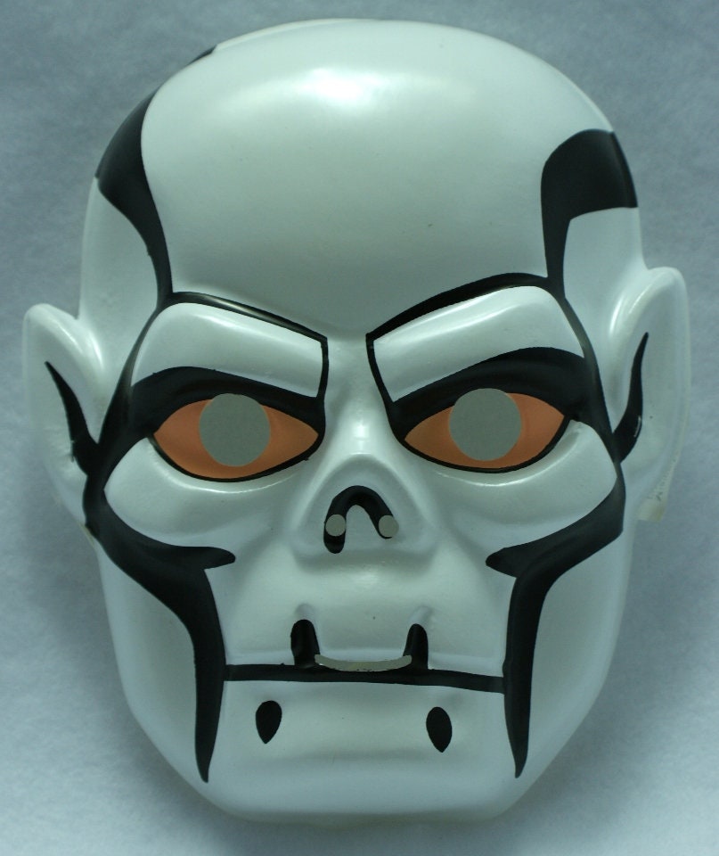 Mighty Max Skull Master Vintage Halloween Maske 1994 Rubine Skelett Cartoon Y034 Mighty Max Skull Master Vintage Halloween Maske 1994 Rubine Skelett Cartoon Y034 von TheWildRobot