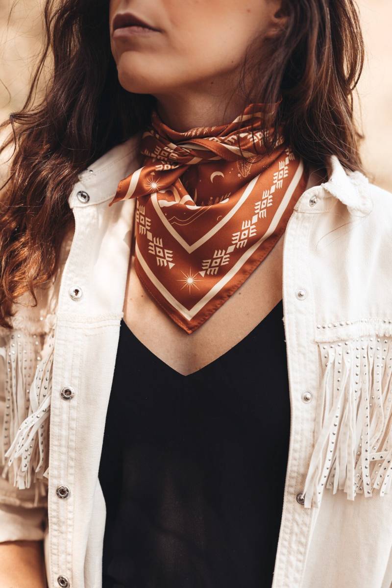 Bandana Im Bohémé-stil | Halstuch Aus Polyester Schlangen-Bandana Motorrad-Halsbekleidung Vielseitiges Handgemachtes Mond-Bandana Im Western-stil von TheWildWhispersShop