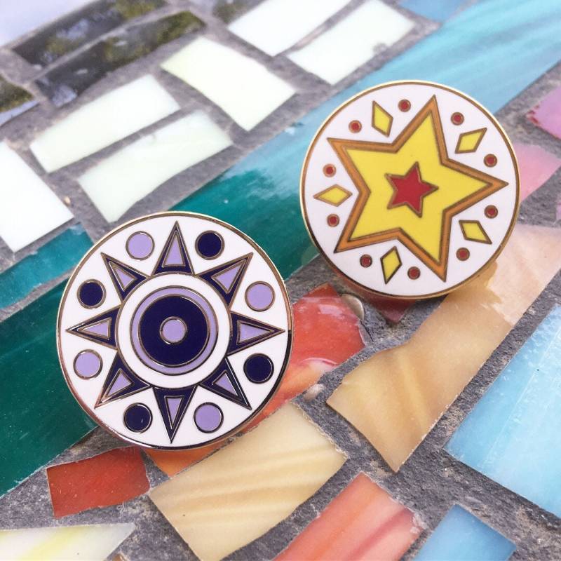 Sonne Und Stern Emaille-Pins von TheWindsNocturne