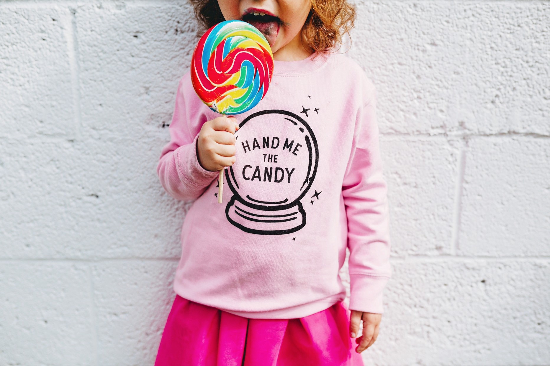 Halloween Kinder Pullover Hand Me The Candy Fortune Teller Pink Sweatshirt Halloween Kinder Pullover Hand Me The Candy Fortune Teller Pink Sweatshirt von TheWishingElephant