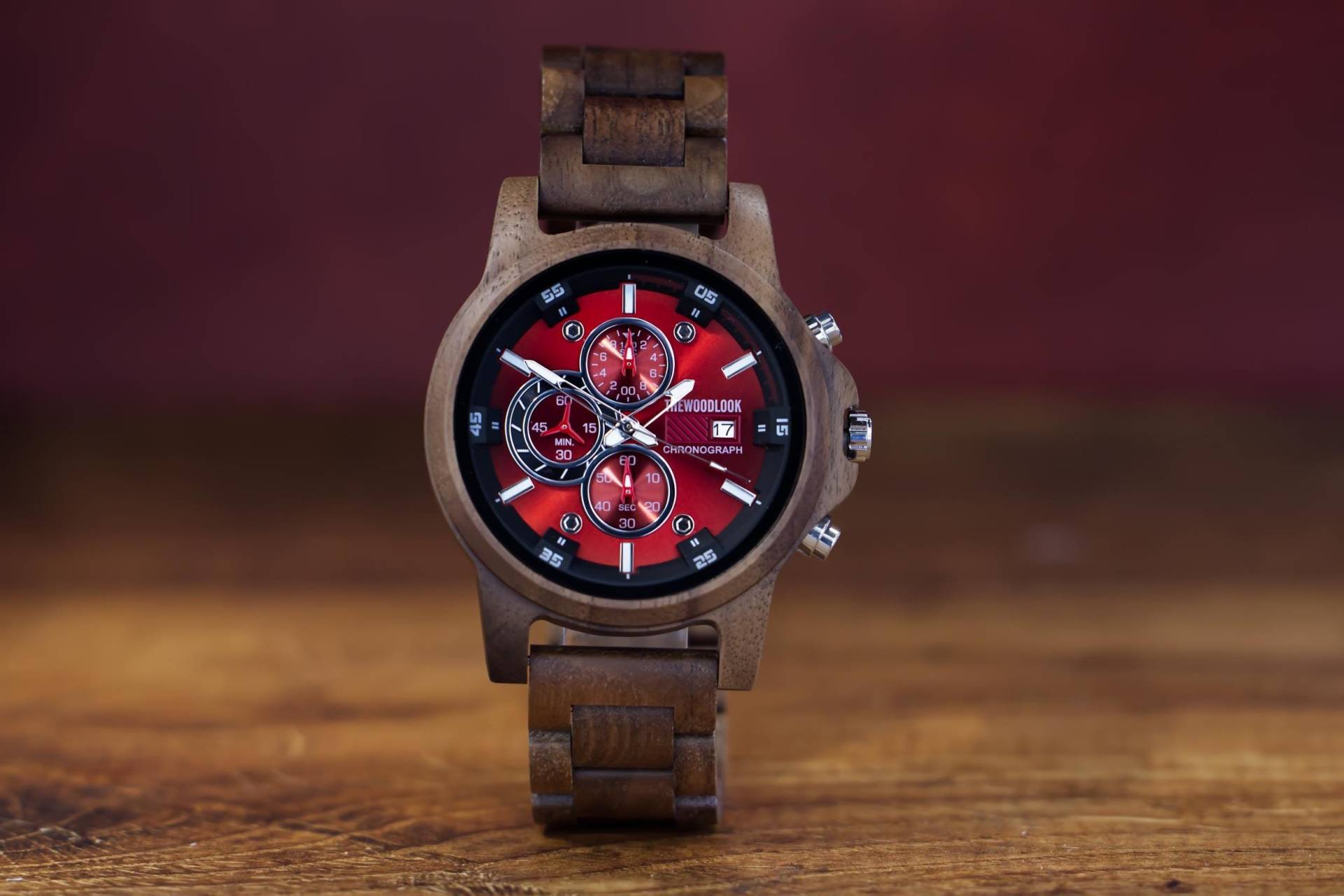 Edinburgh - Gravierte Holzuhr, Jubiläumsgeschenk Für Ehemann, Einzigartiges Geburtstagsgeschenk Ihn, Abschlussgeschenk Sohn, Sentimentalgeschenk von TheWoodLookGifts