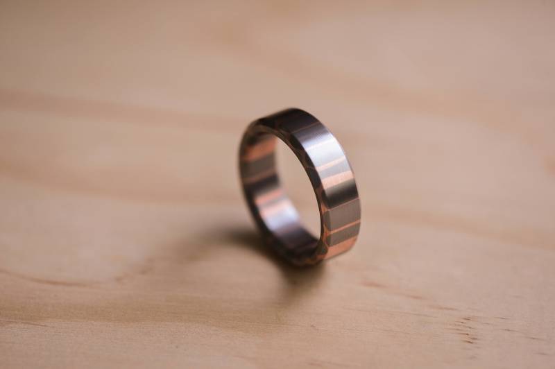 Einzigartiger Ehering - Handgefertigter Supraleiter Ring von TheWoodenCircleCo