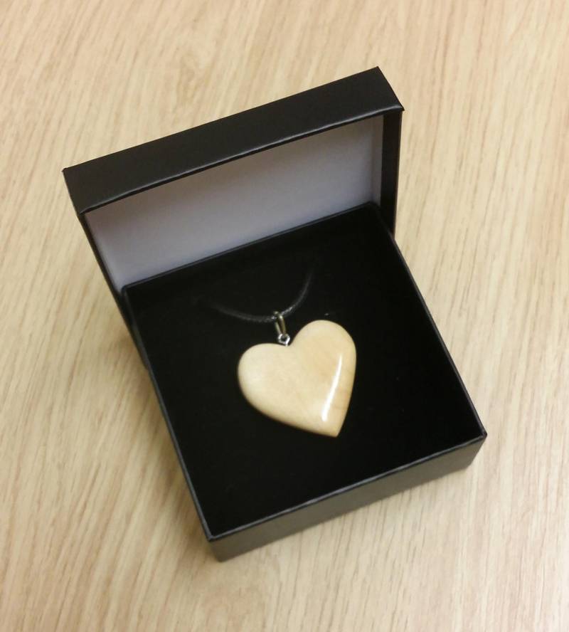 Ahorn Herz Kieselstein Anhänger Ahorn Herz Kieselstein Anhänger von TheYorkshireWorkshop