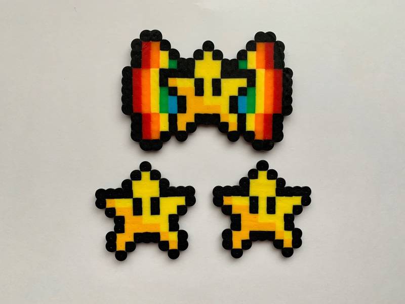 Super Mario Bro Es Rainbow Star Bow & Button Set von TheZombshop