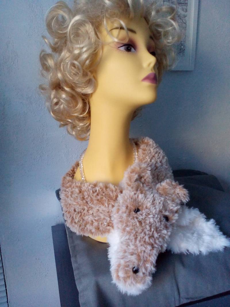 Glamouröser Vintage Stil Creme/Braun Fell Wie Fuchs Schal Mit Perlenaugen von Thebritishhomefront