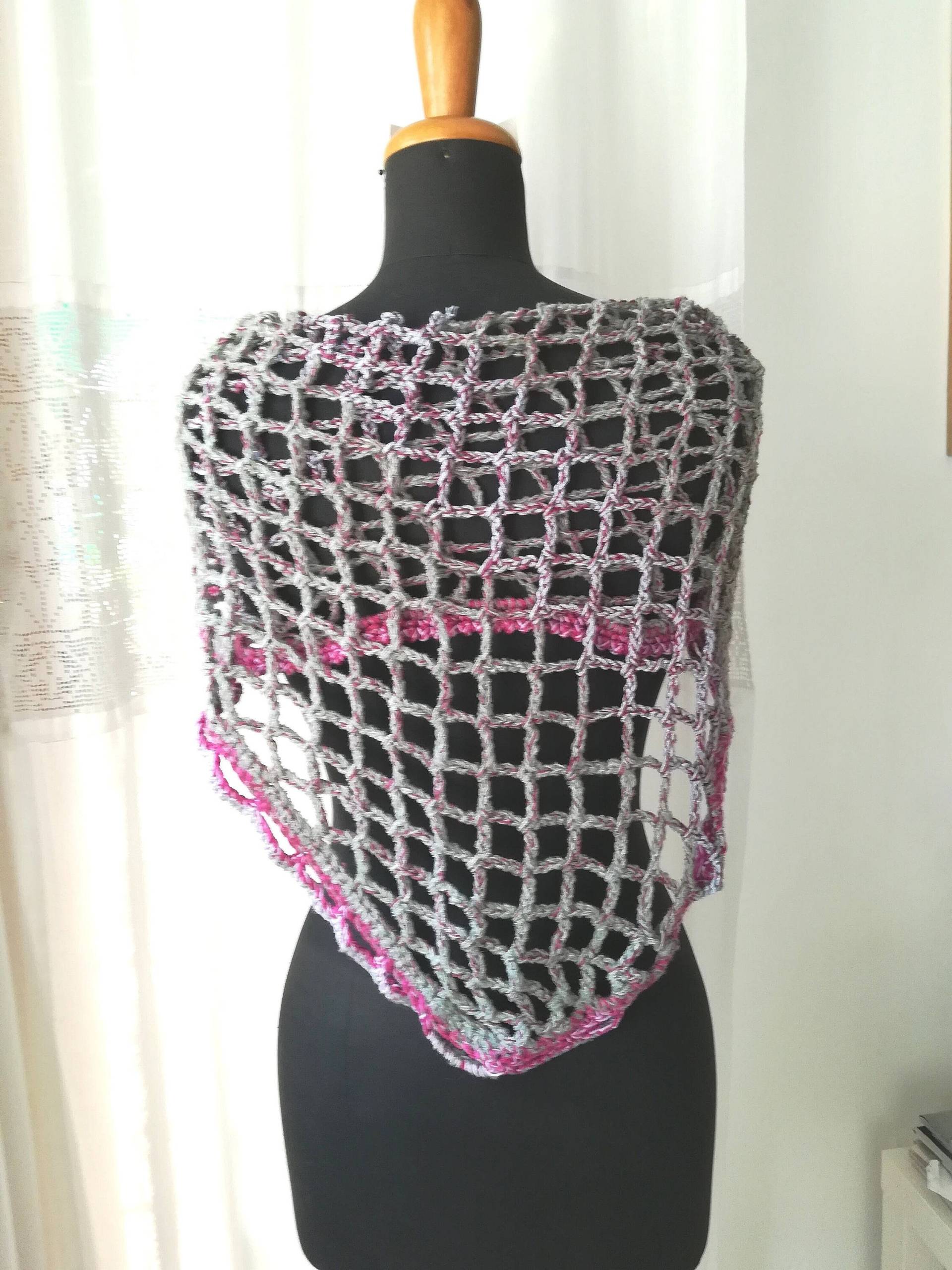 Wollstola, Gehäkelte Wolle Shrug, Grauer Schal, Netzstola Wollstola, Gehäkelte Wolle Shrug, Grauer Schal, Netzstola von Thecatandtheyarn
