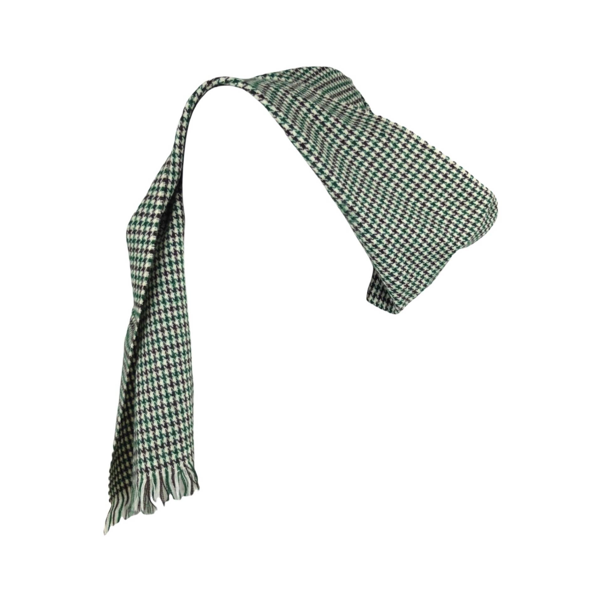 Vintage 70Er Mod Hippie Cottagecore Boho Pixie Grün & Braun Houndstooth Karo Gemusterter Kapuzen Wickelschal Vintage 70Er Mod Hippie Cottagecore Boho Pixie Grün & Braun Houndstooth Karo Gemusterter Kapuzen Wickelschal von TheeCultivator